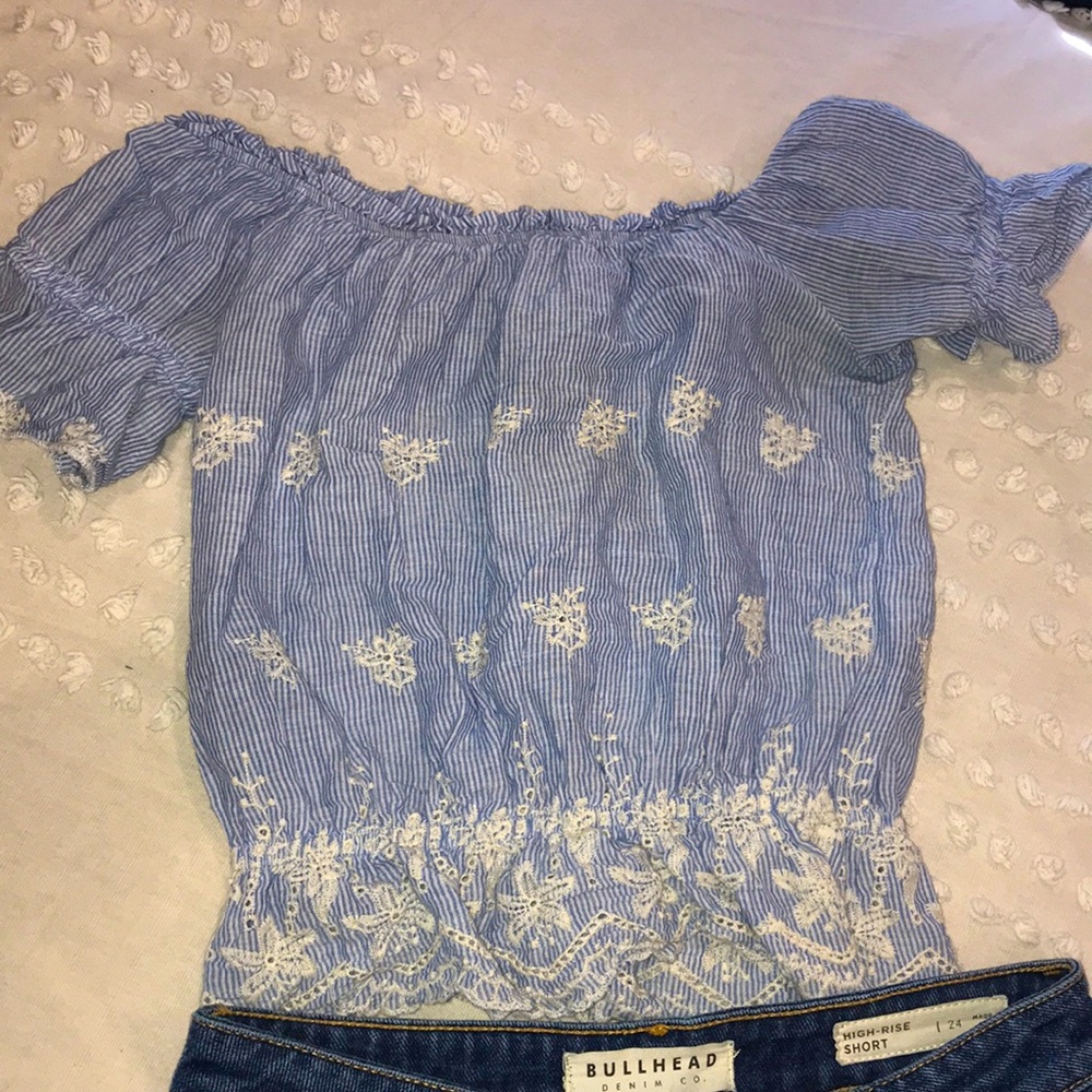 Off the shoulder cute blue top